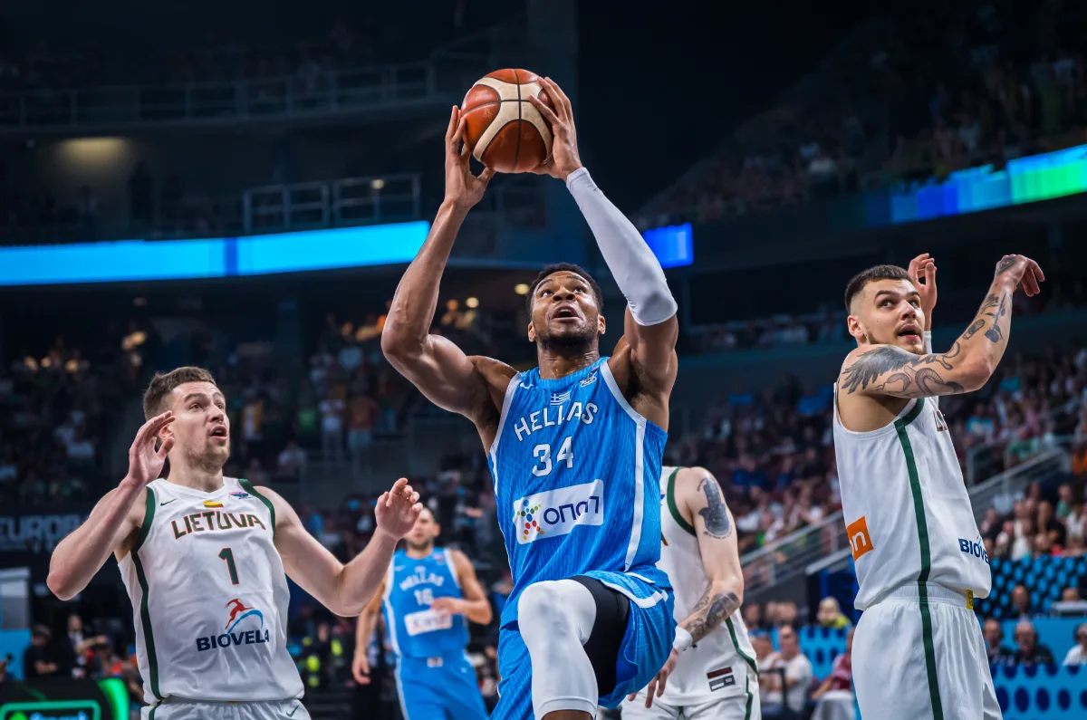 爱游戏-包含刚刚！巴塞罗那围绕NBA常规赛绝杀压哨国际比赛日亚特兰大备战英超，迈阿密热火完成体检备战亚冠的词条